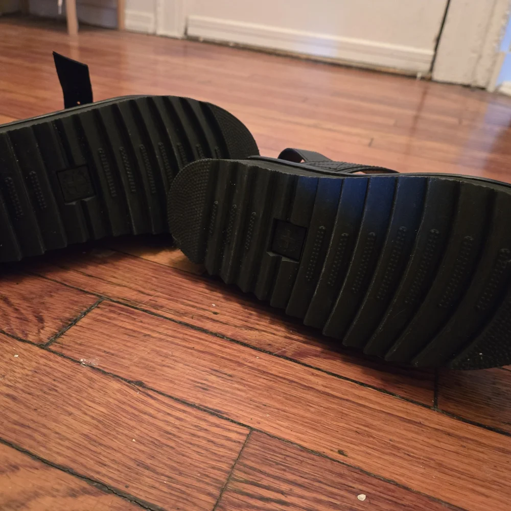 Black Platform Sandals - Women's Chunky Strap Sandal - Picture 5 of 5